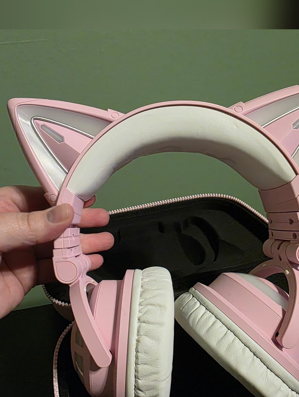 YOWU Pink Cat Ear 3G Wireless Headphones Excellent Condition with Carrying Case - Picture 3 of 16